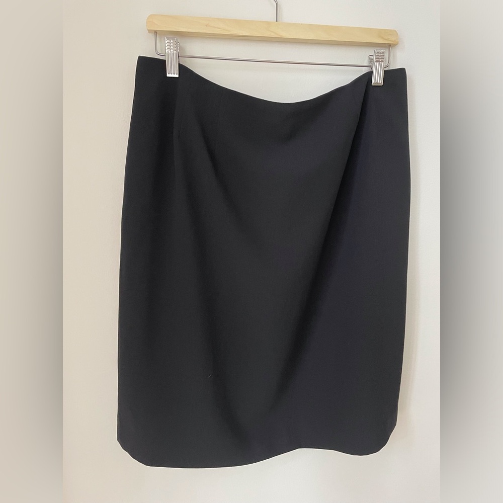 Peter Nygard Classic Black Pencil Skirt size 14